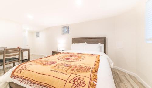 Queen Room