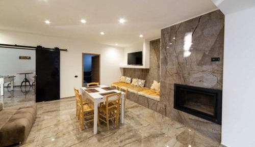 Two-Bedroom Superior Apartment