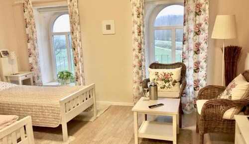 Twin Room with Bathroom