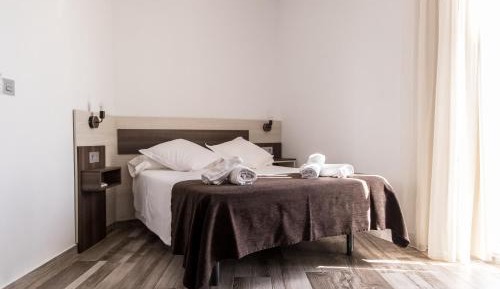 Small Double or Twin Room