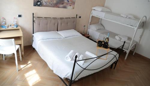 Quadruple Room with Shared Bathroom