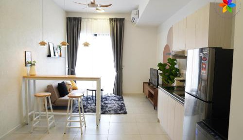 One-Bedroom Apartment with parking