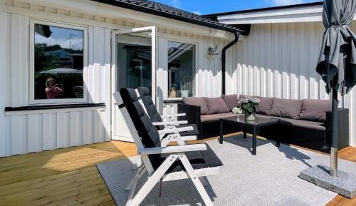 Two-Bedroom Holiday Home