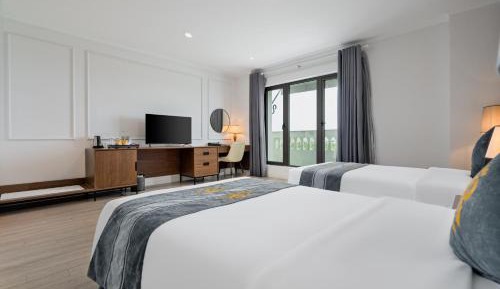 Superior Twin Room