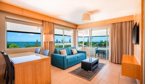 One-Bedroom Suite with Partial Sea View