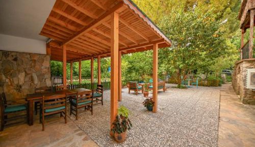 Triple Room with Garden View