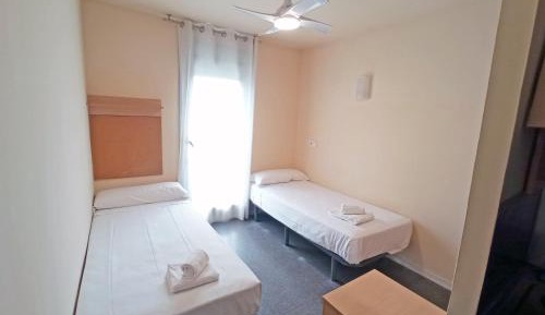 Basic Twin Room