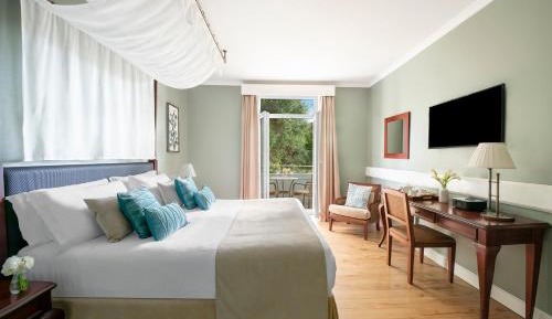 Suite with Balcony and Sea View