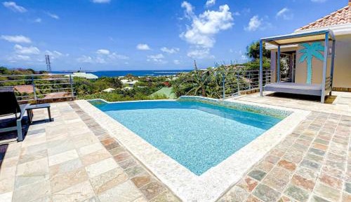 Villa with Sea View
