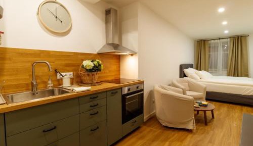One-Bedroom Apartment