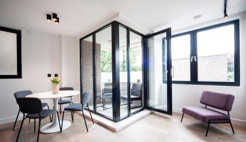 One-Bedroom Apartment with Balcony