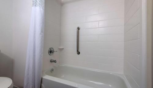 King Room - Non-Smoking