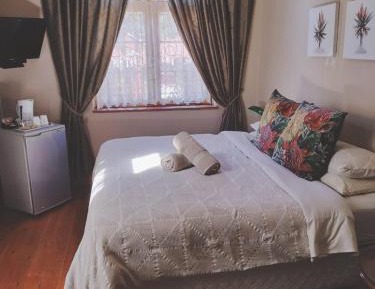 Comfort King Room
