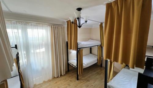 6-Bed Mixed Dormitory Room