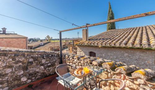 Villa with Garden View
