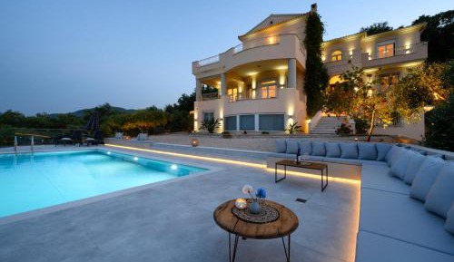 Villa with Sea View