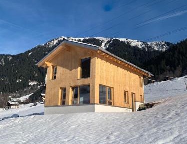 Holiday Home with Shower