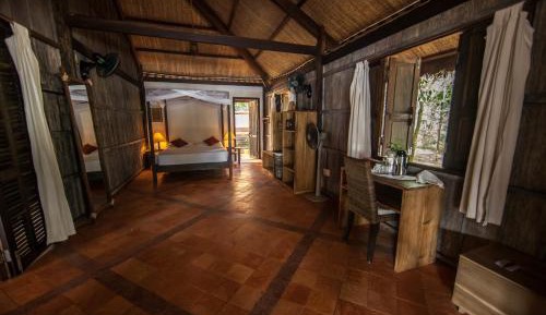 Deluxe Bungalow with Sea View - Reef House 