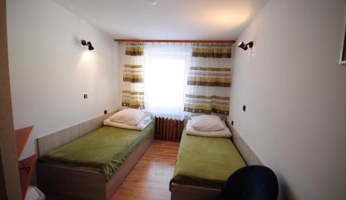 Twin Room with Shower