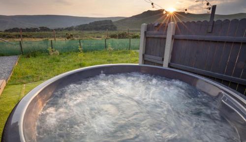 Double or Twin Room with Hot Tub