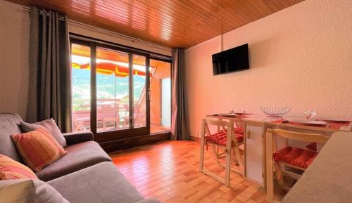 Apartment (4 Adults)