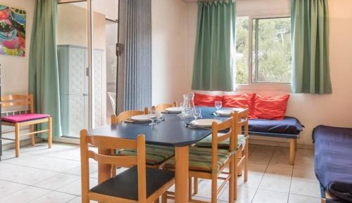 Apartment (6 Adults)