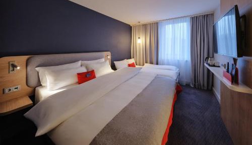 Standard Queen Room with Sofa Bed