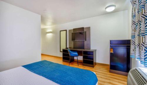 Queen Room - Disability Access