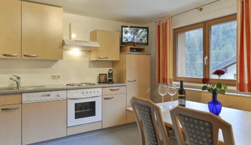 Apartment TOP 4
