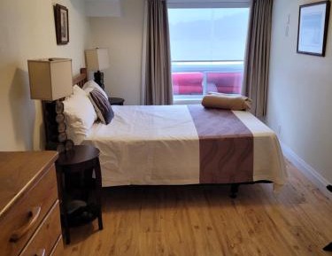 Suite with Lake View