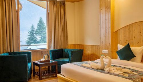 Deluxe Double Room with Balcony
