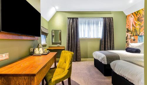 Standard Twin Room