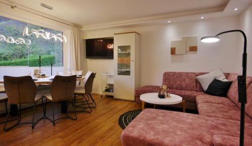 Three-Bedroom Apartment with Balcony