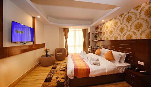 Deluxe King Room