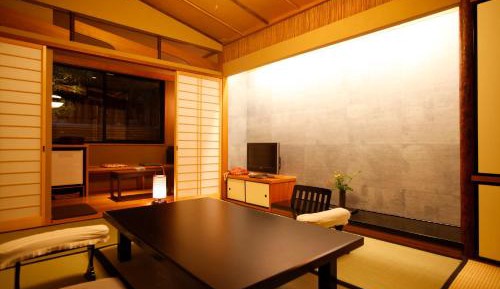 Triple Room with Bath