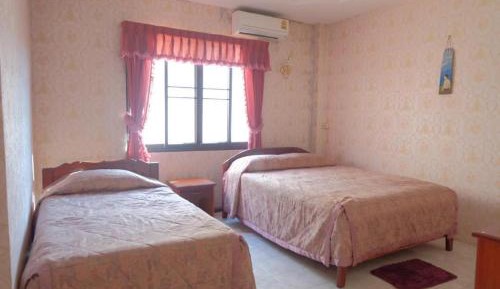Twin Room with Private Bathroom