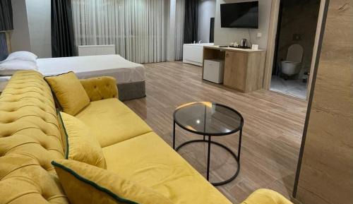 Double Room with Spa Bath