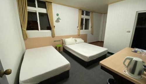 Triple Room with City View