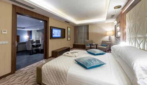 Presidential Suite