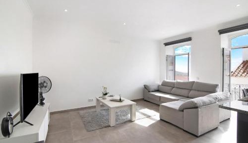 Three-Bedroom Superior Apartment
