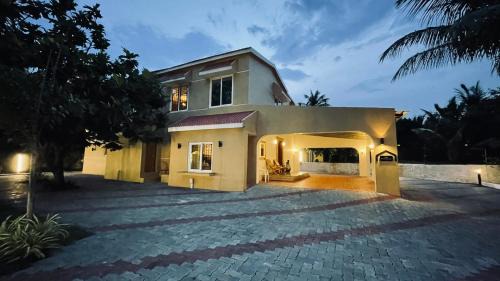 Bungalow