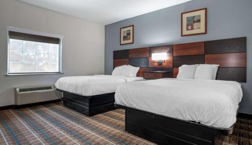 Standard Queen Room with Two Queen Beds - Non Smoking 