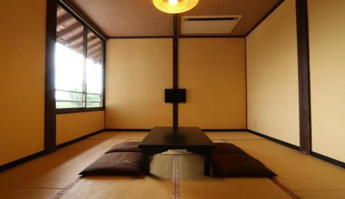 Japanese-Style Superior Room with Shared Bathroom