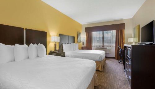 Queen Room with Two Queen Beds