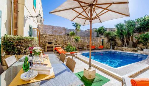 Three-Bedroom Townhouse