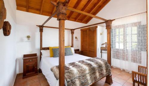 Two-Bedroom Superior House