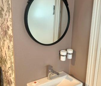 Standard King Room with Shared Bathroom