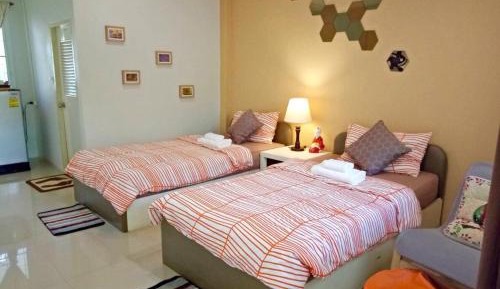 Twin Room with Private Bathroom