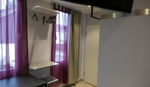 Single Room with Private Bathroom