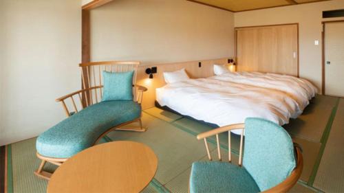 Twin Room with Tatami Area and Balcony